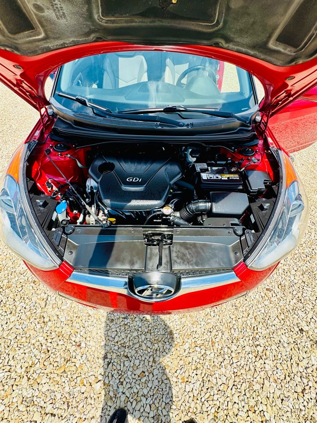 Hyundai Veloster photo 39