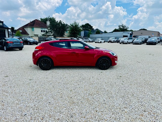Hyundai Veloster photo 15