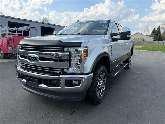 2019 Ford F-250 Lariat 4x4 Crew Cab 8' Box's photo