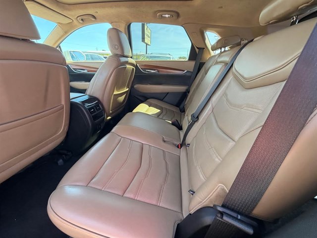 Cadillac XT5 photo 7