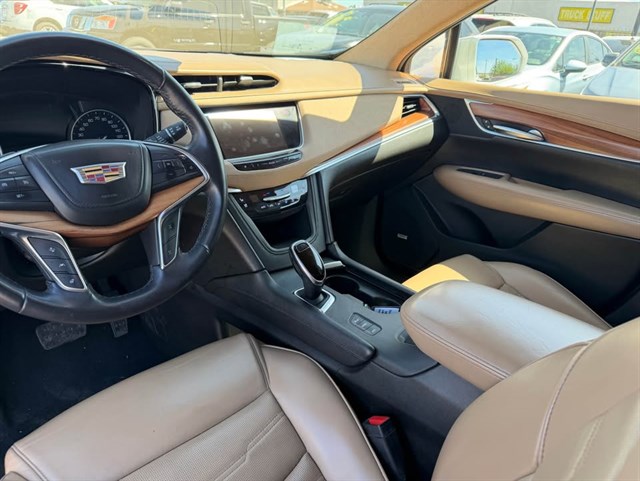 Cadillac XT5 photo 5