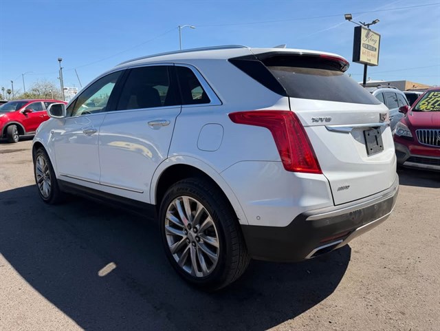 Cadillac XT5 photo 3