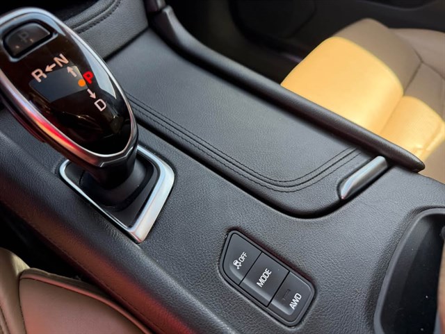 Cadillac XT5 photo 12