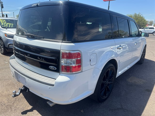 Ford Flex photo 2