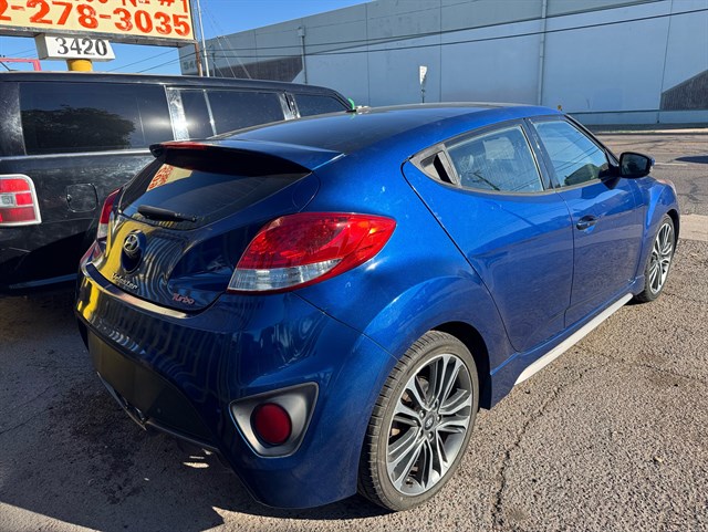 Hyundai Veloster photo 10