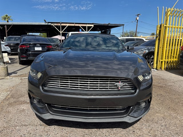 Ford Mustang photo 6