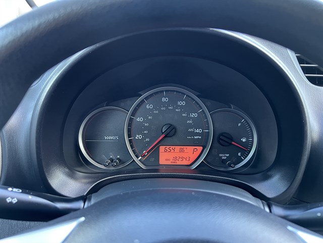 2013 Toyota Yaris L - Photo 24