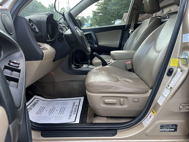 2011 Toyota RAV4 Limited - Photo 21