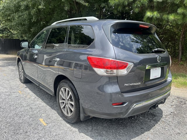 2014 Nissan Pathfinder SV - Photo 27