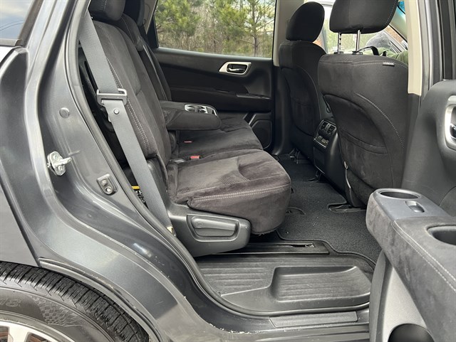 2014 Nissan Pathfinder SV - Photo 14