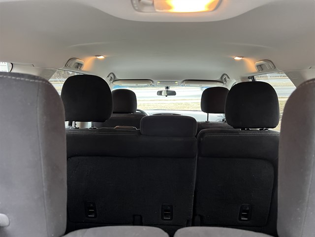 2014 Nissan Pathfinder SV - Photo 10
