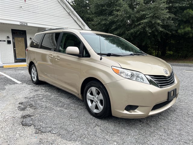 2011 Toyota Sienna