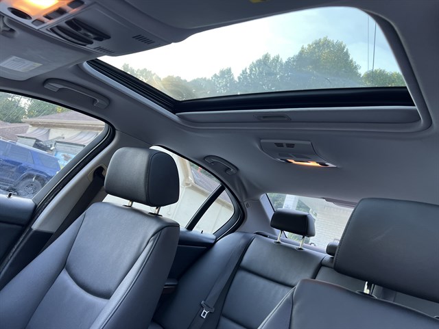 2009 BMW 3 Series 328i - Photo 15