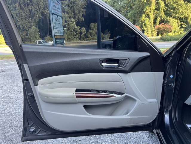 2015 Acura TLX Technology Package - Photo 11