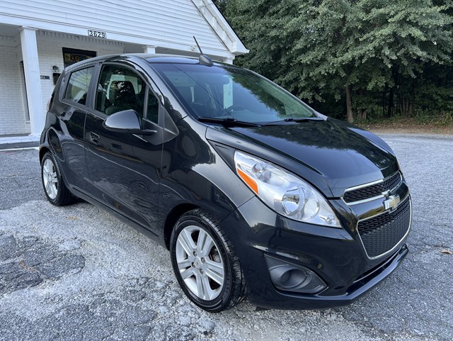 2015 Chevrolet Spark 1LT - Photo 9