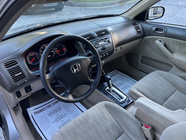 Honda Civic photo 13