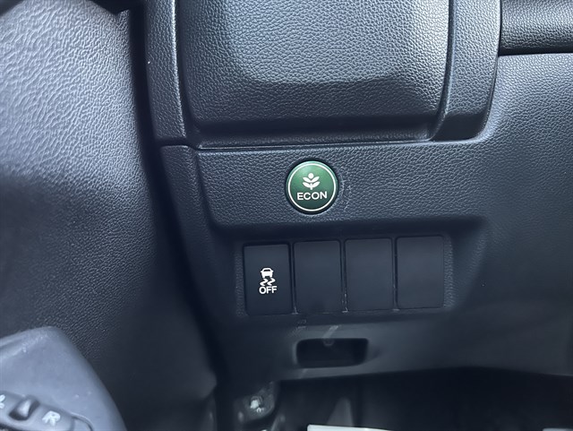 Honda Fit photo 22