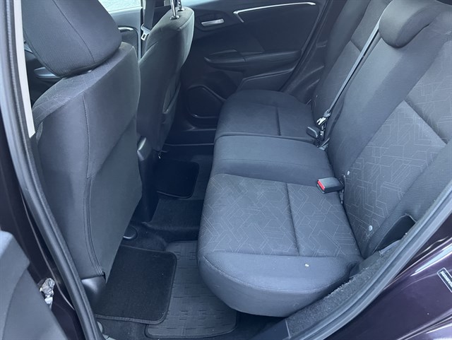 Honda Fit photo 12