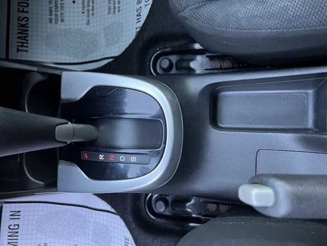Honda Fit photo 18