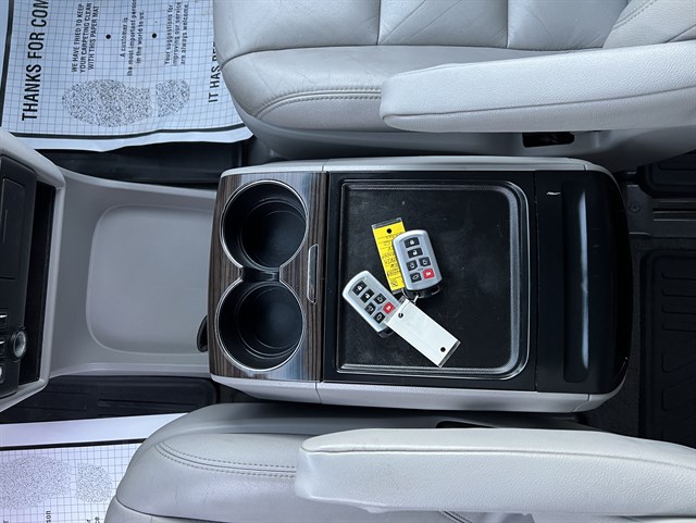 Toyota Sienna photo 28