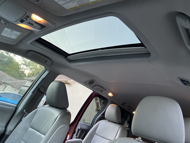 Toyota Sienna photo 15