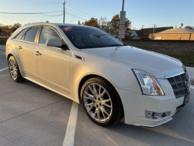 2011 Cadillac CTS Premium Collection's photo
