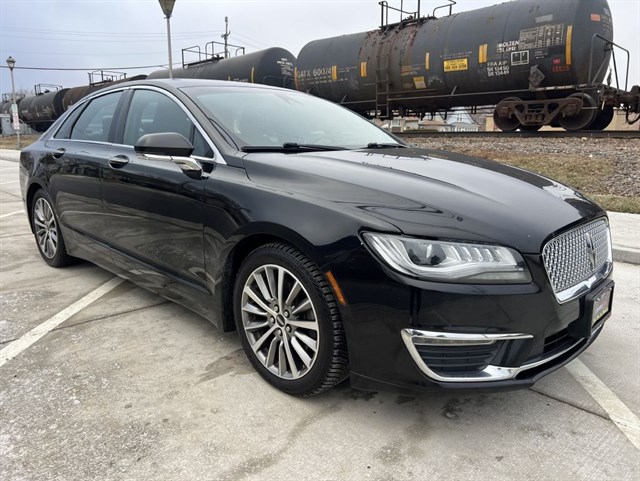 2020 Lincoln MKZ Base/Premiere's photo