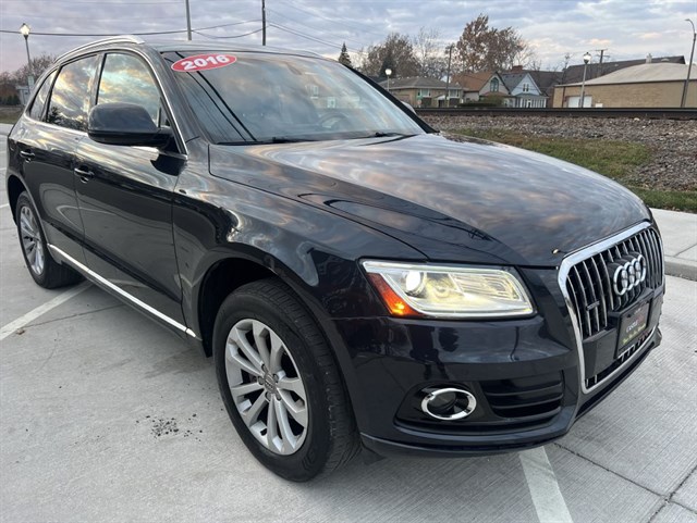 2016 Audi Q5 Premium Plus's photo