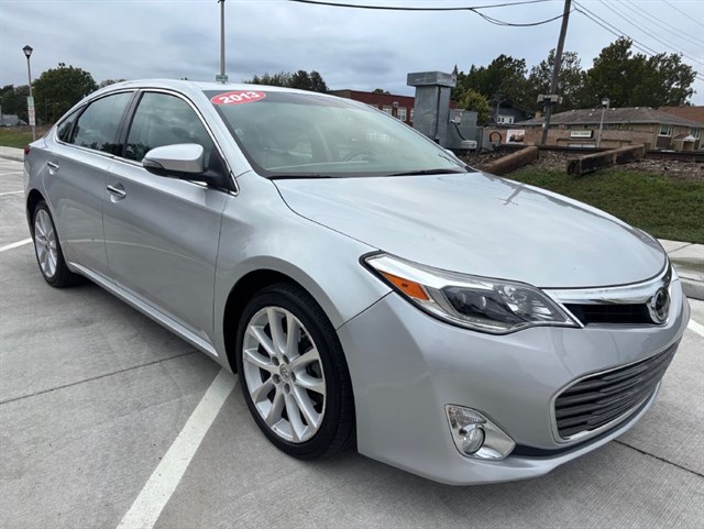 2013 Toyota Avalon's photo