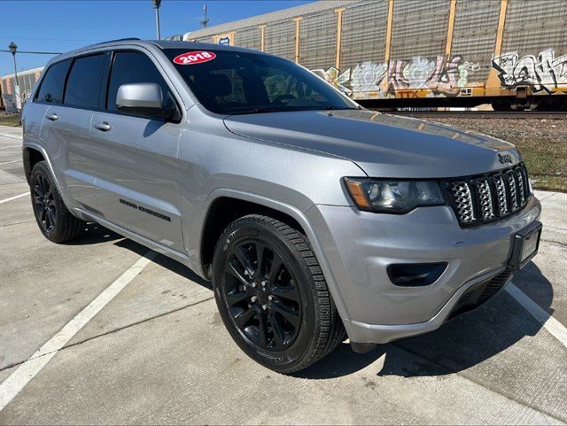2018 Jeep Grand Cherokee Altitude 4WD's photo