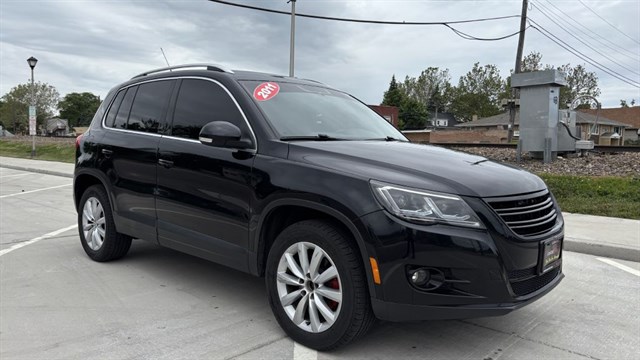 2011 Volkswagen Tiguan S auto 4WD's photo
