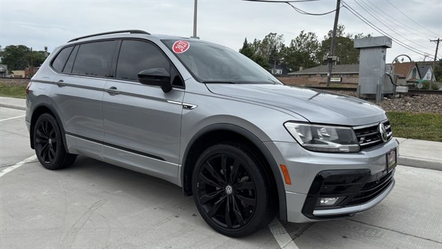 2021 Volkswagen Tiguan 2.0T SE R-Line Black 4WD's photo