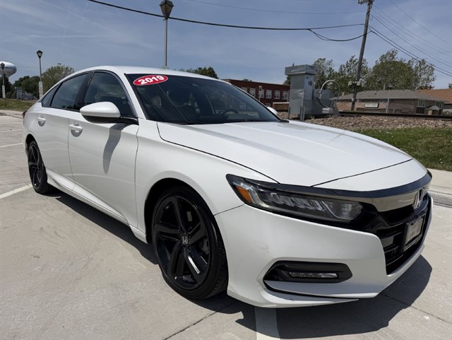 2019 Honda Accord 1.5T Sport CVT's photo