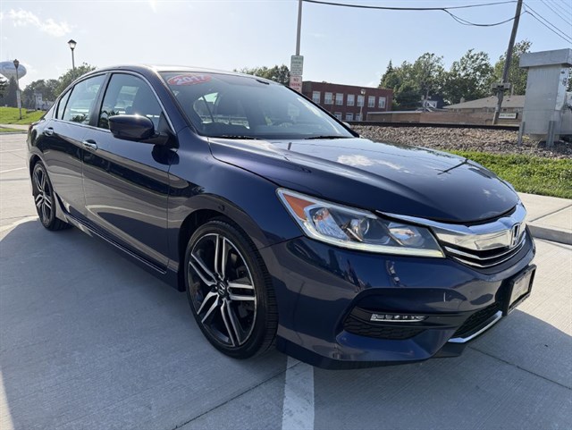 2017 Honda Accord Sport CVT's photo