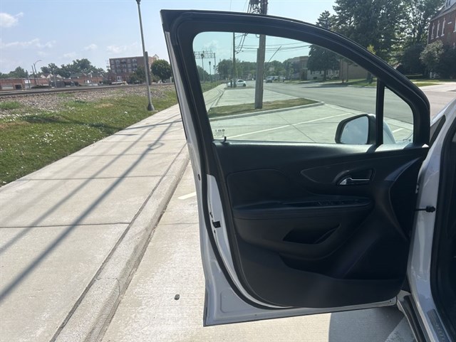 Photo 16