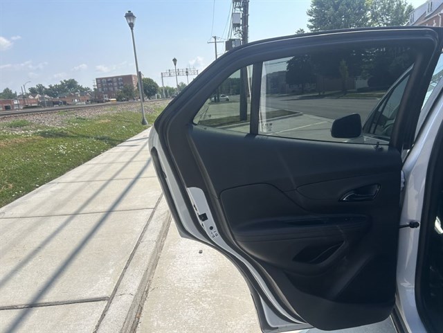 Photo 17