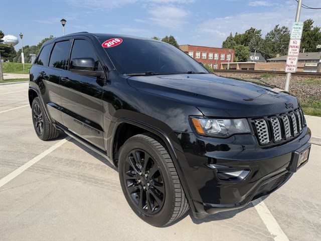 2019 Jeep Grand Cherokee Altitude