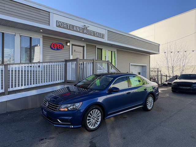 2017 Volkswagen Passat 1.8T SE Auto's photo