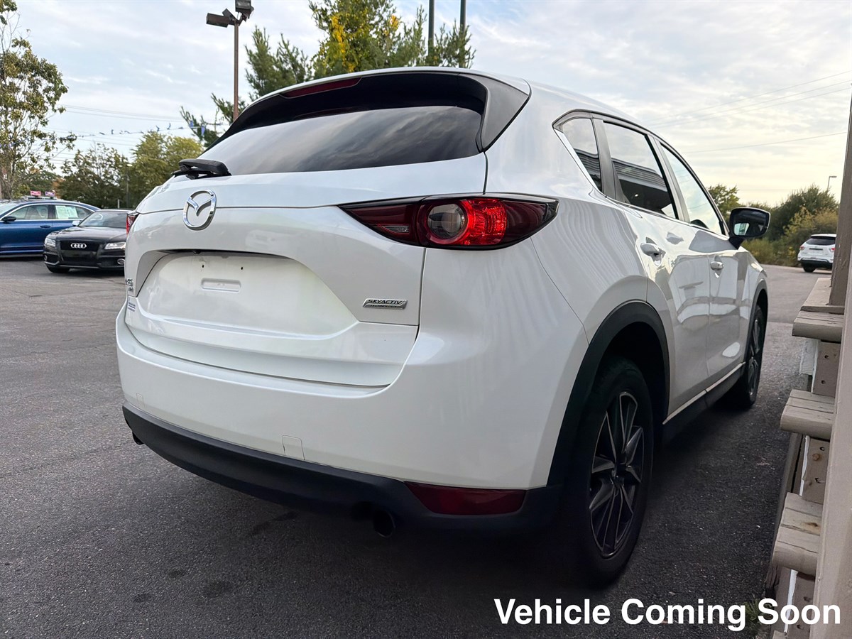 2018 Mazda CX-5 Touring photo 2