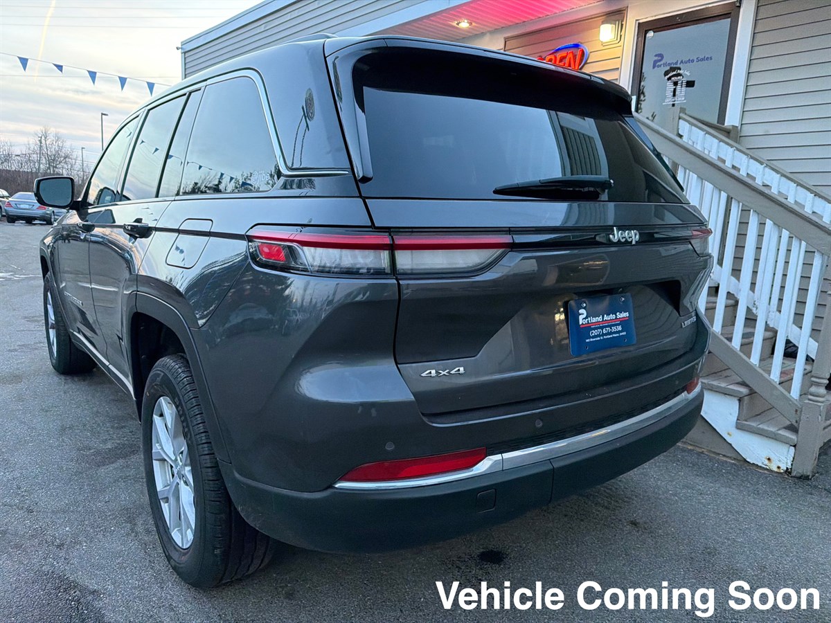 2022 Jeep Grand Cherokee Limited photo 4