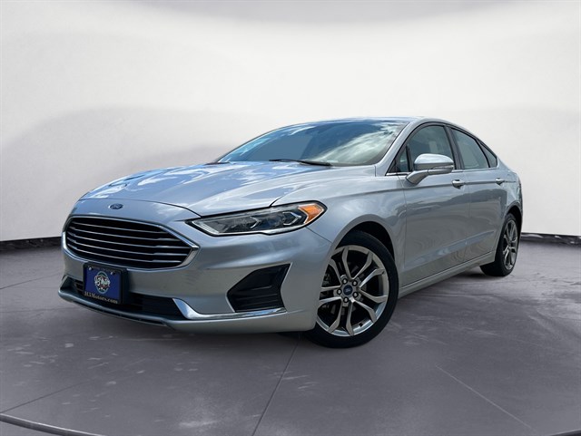 2020 Ford Fusion SEL's photo