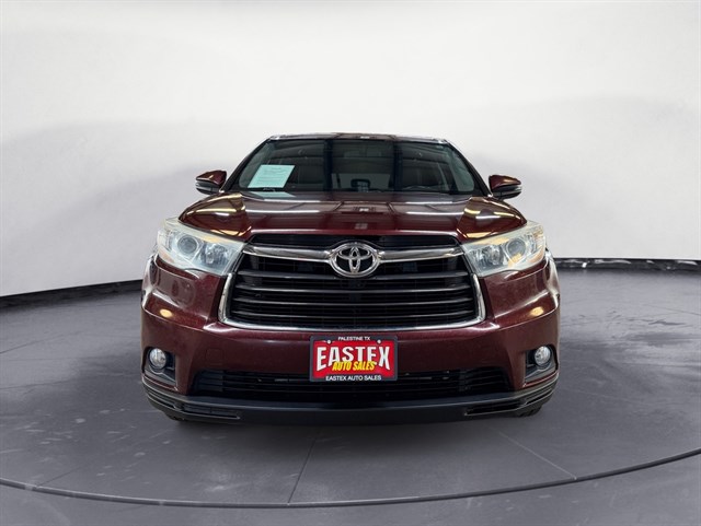 2015 Toyota Highlander LE - Photo 8