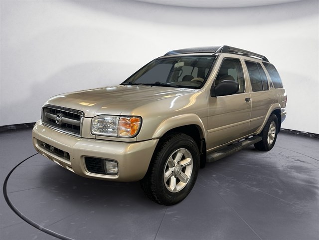 2003 Nissan Pathfinder SE