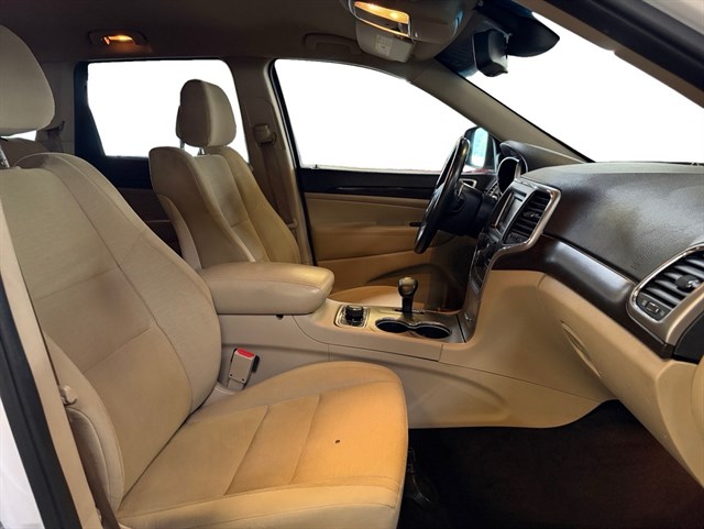 2014 Jeep Grand Cherokee Laredo - Photo 10