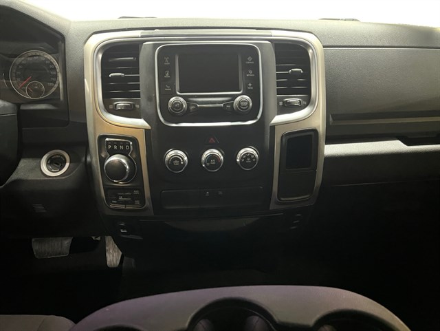 2018 RAM Ram 1500 Pickup SLT - Photo 12