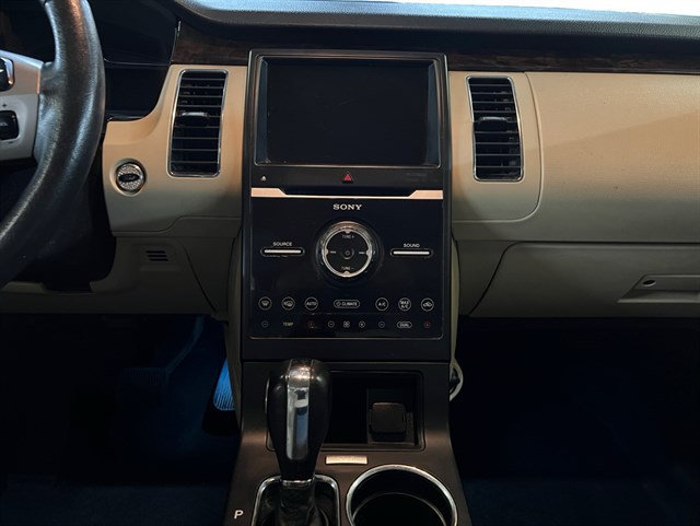 2018 Ford Flex Limited - Photo 11