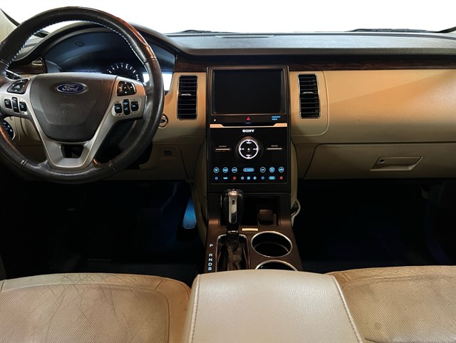 2018 Ford Flex Limited - Photo 10