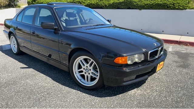 2000 BMW 7 Series Base's photo