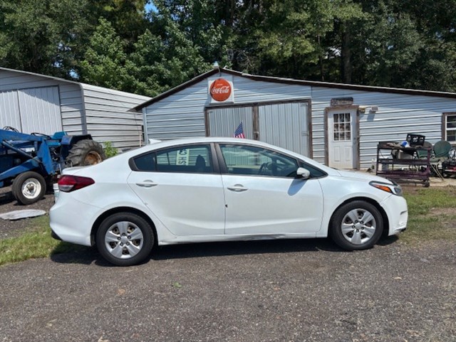 2018 Kia FORTE LX's photo