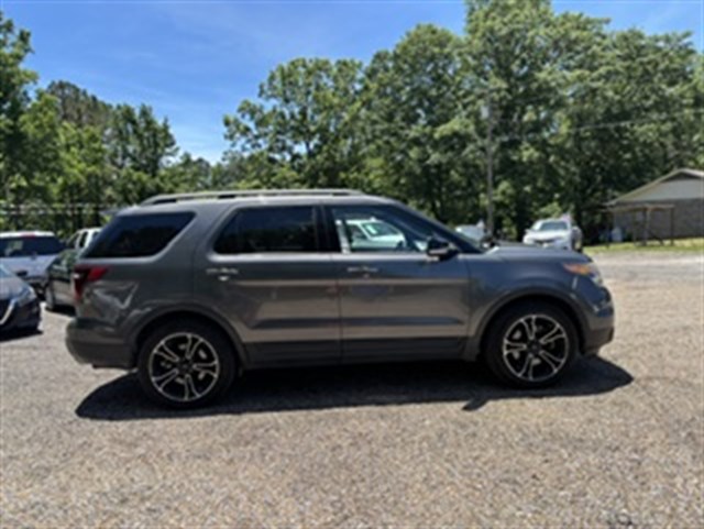 2015 Ford Explorer Sport 4x4's photo